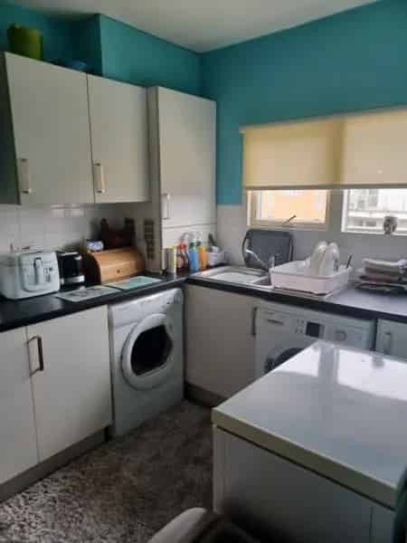 2-Bedroom Wheelchair Accessible Flat Near Amenities