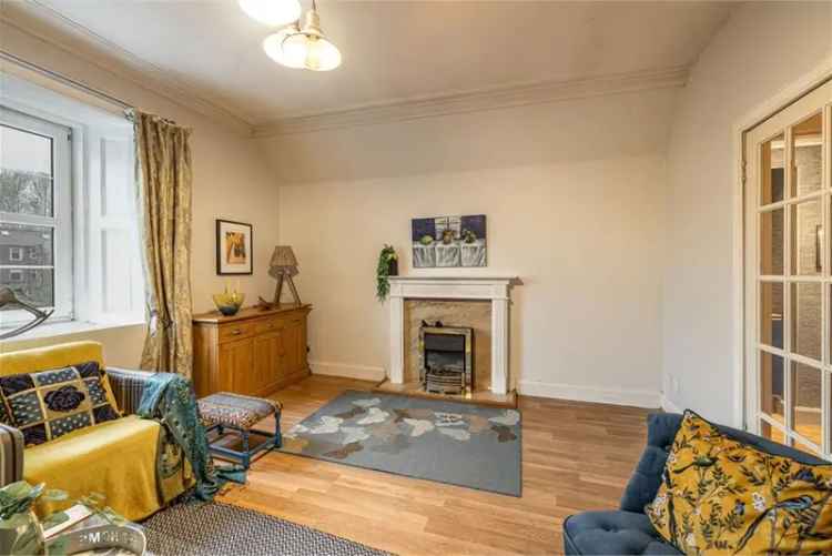 2 Bed Flat Hawick - Character Filled Apartment near Town Centre
