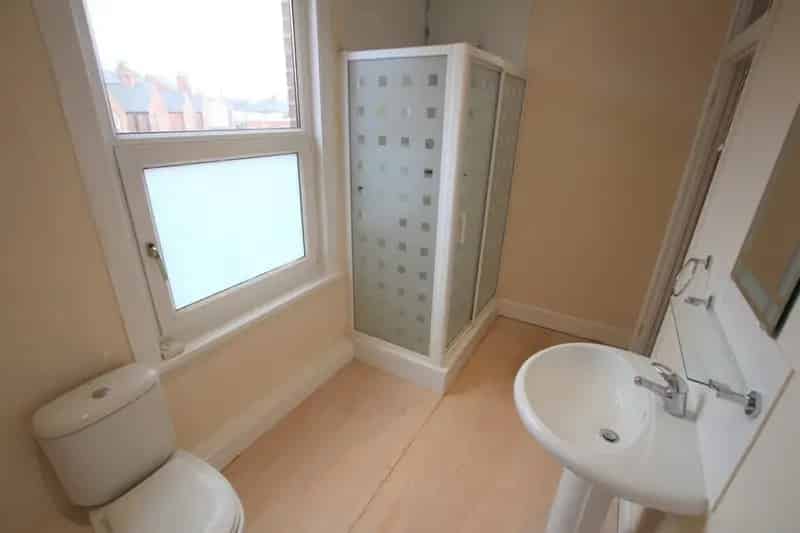 1 Bedroom House of Multiple Occupation To Rent
