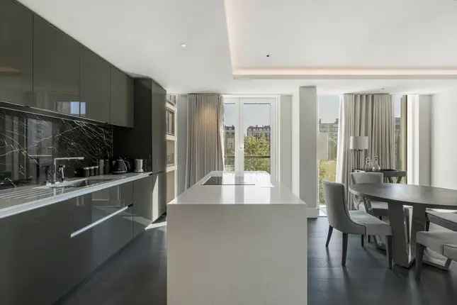 Flat for sale in Radnor Terrace, West Kensington, London W14, United Kingdom