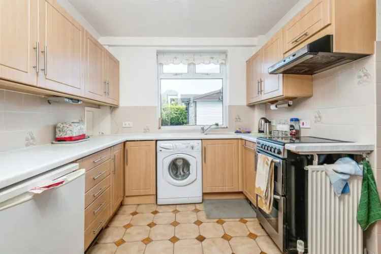 Three Bedroom Family Home Near Roundhay Park LS14