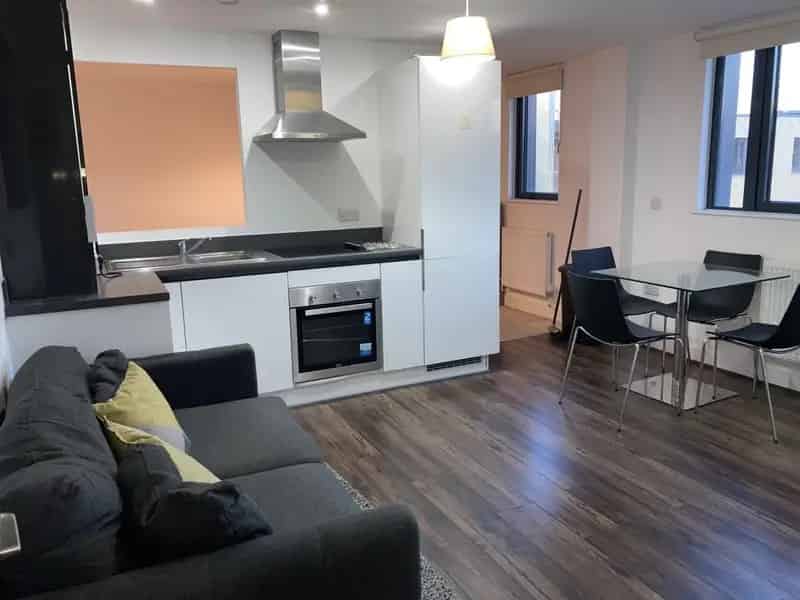 Studio to Rent Eight8 Property Directors