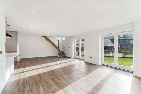 Roughwood Lane, Chalfont St. Giles, Buckinghamshire, HP8 4AA | New homes for sale | Savills