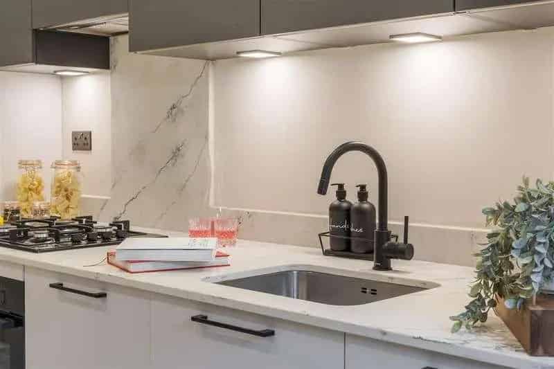 2 Bed Flat for Sale -  Luxury Apartment with Private Terrace