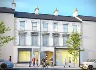 Modern Two-Bedroom Duplex Apartment Town Centre Secure Parking