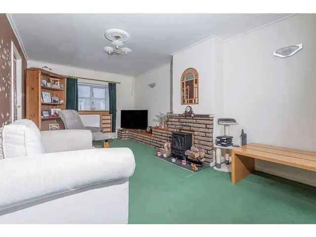 2 bedroom flat  for sale