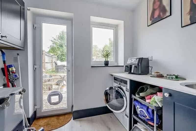 4 Bed Semi-Detached House for Sale