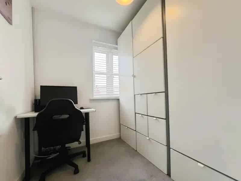 3 Bed Detached House For Sale