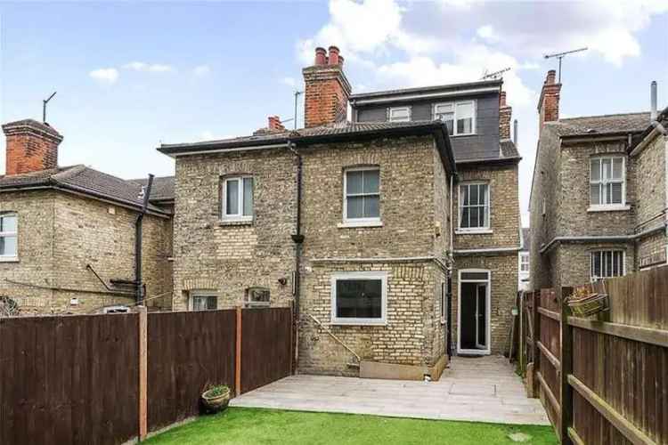 3 Bedroom House for Sale Near Schools and Town Centre