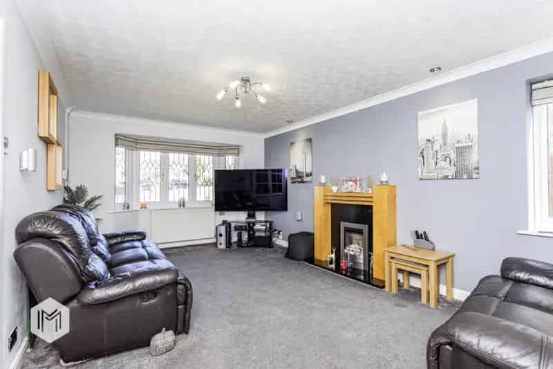 4 Bedroom Detached House for Sale Kentsford Drive