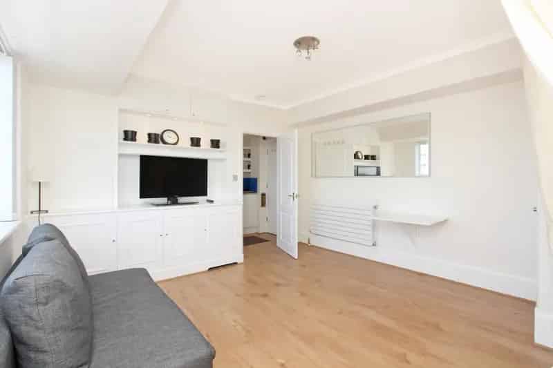 Flat To Rent Available Now