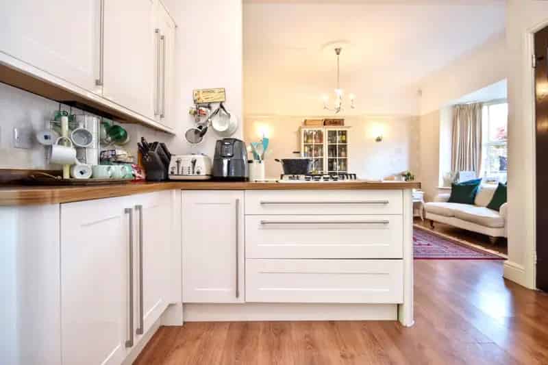 Stunning 3 Bed Horbury Home - Original Features & Modern Kitchen