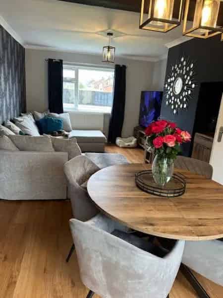 3 Bed House Near Tring Town and Schools