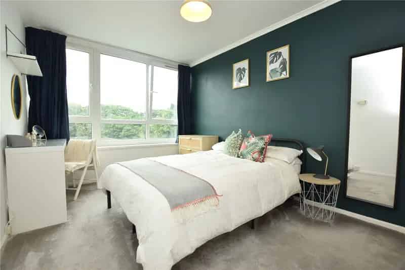 2 Bed Furnished Apartment Moortown Harrogate Road