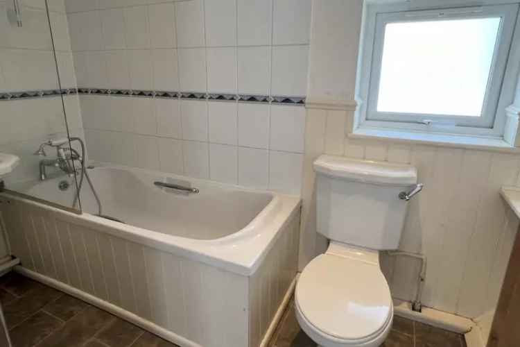 1 Bedroom House For Sale Fireplace Kitchen Courtyard