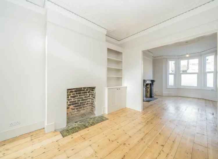 Four Bedroom Family Home Near Brockwell Park