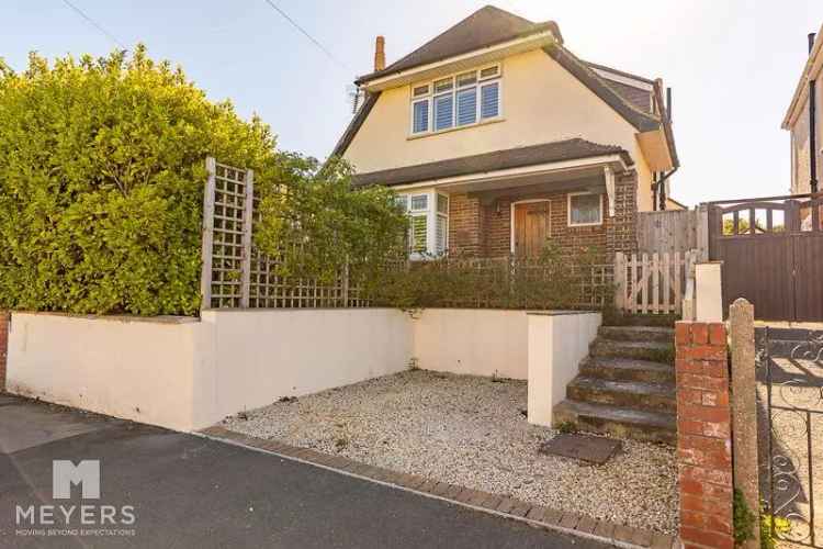 3 Bedroom Detached House For Sale Near Award Winning Beaches