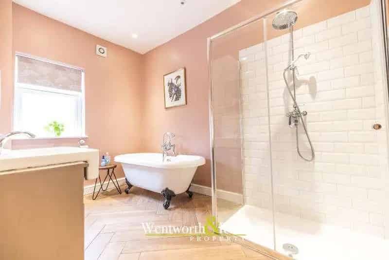 4 Bed House for Sale in Harborne