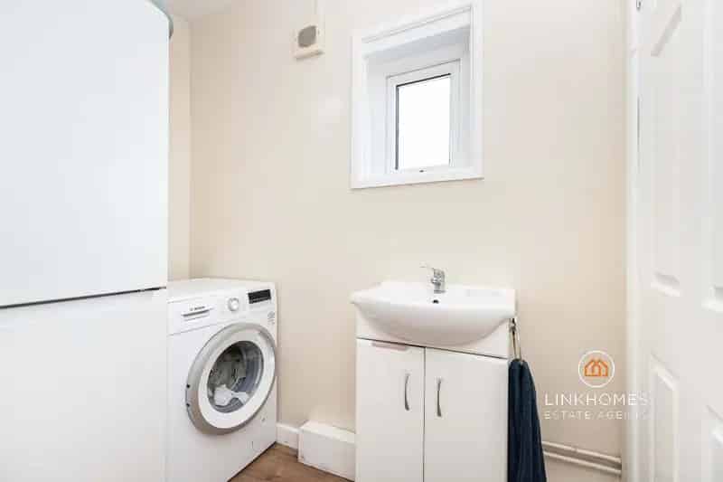 2 Bed Semi-Detached House For Sale