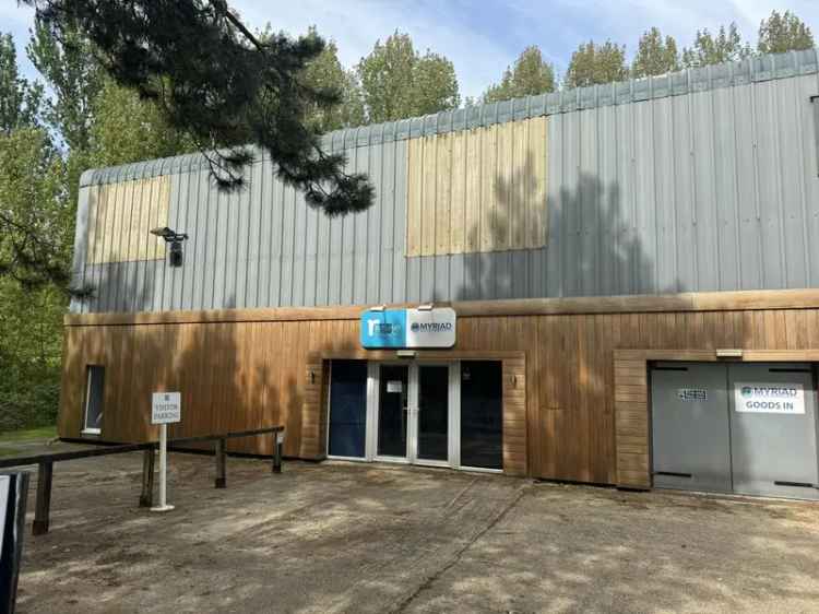 Industrial Warehouse Unit for Lease in Leicestershire