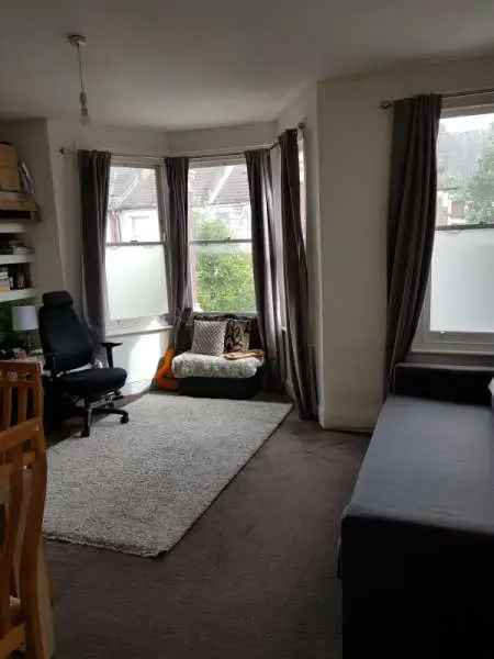 Flat For Rent in London, England