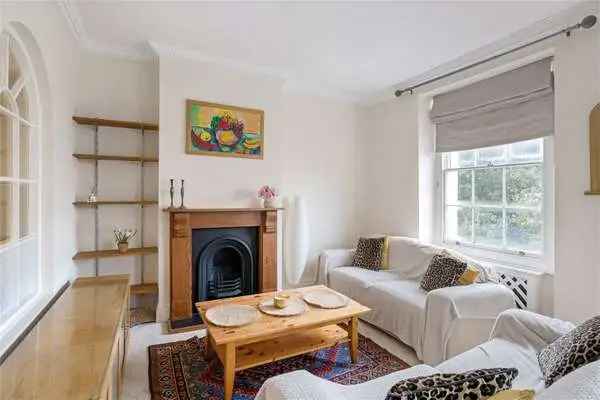 Clifton Apartment near Park Street Two Double Bedrooms Modern Bathroom