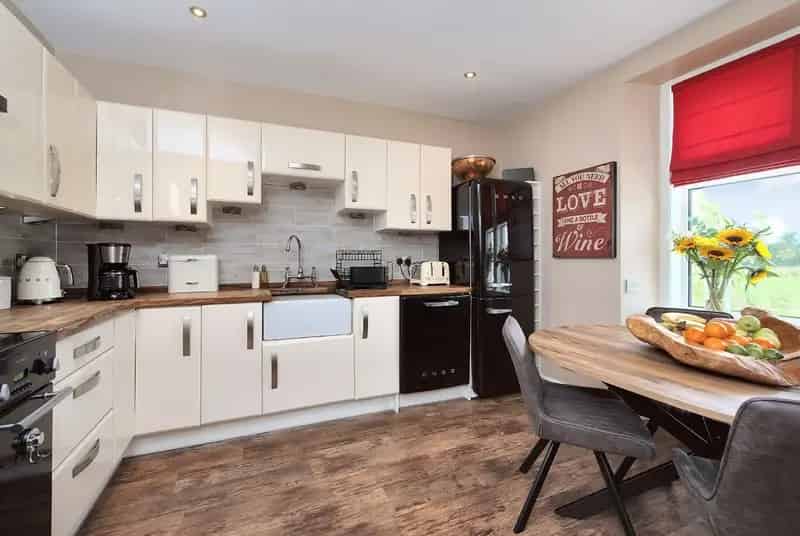 Luxury Four-Bedroom Detached House for Sale in St Cyrus