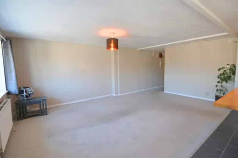 2 Bedroom Flat for Sale near Weymouth Seafront