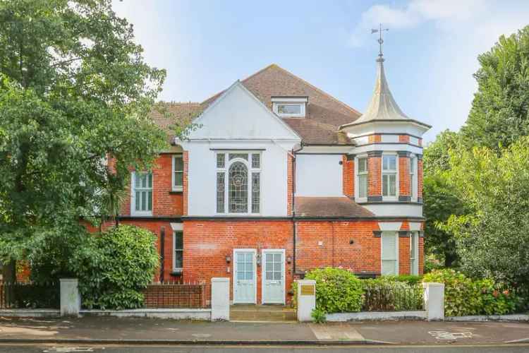 4 Bedroom Flat for Sale in Hove