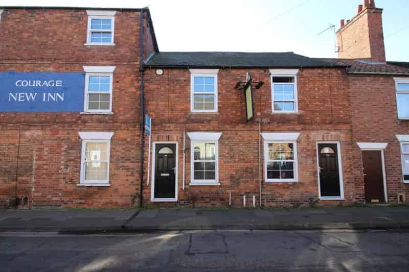 2 Bedroom House To Rent Available 08092025