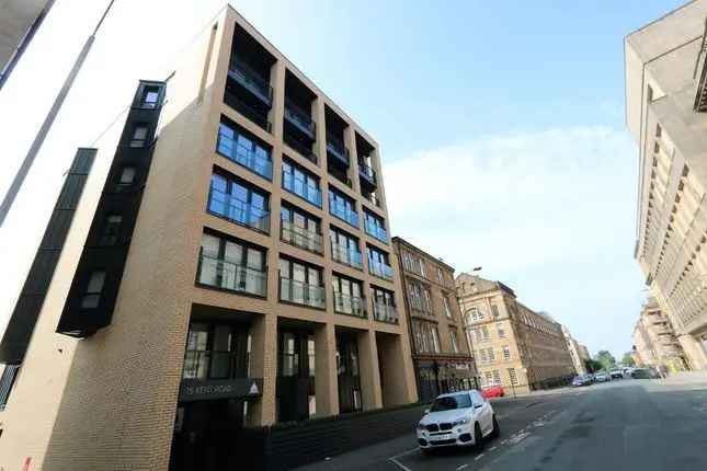 1 Bedroom Flat to Rent in Glasgow G3 Mitchell Apartments