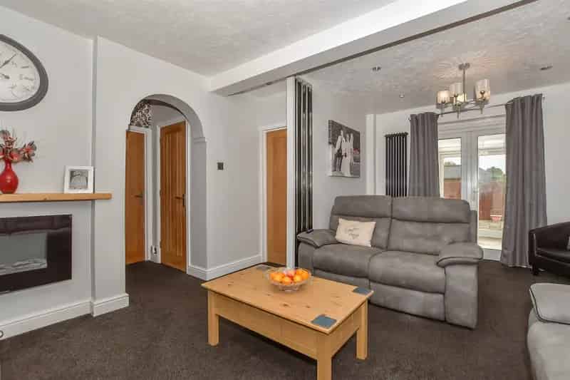2 Bedroom Detached Bungalow for Sale in Coxheath