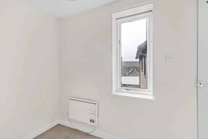 3 Bedroom Apartment For Sale in Cambridge