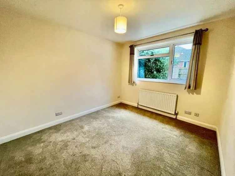 3 Bed Semi-Detached Bungalow for Sale in Bury St Edmunds