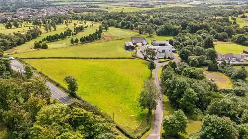 Place Farm Lot 2: 2.18 Acres Grazing Land