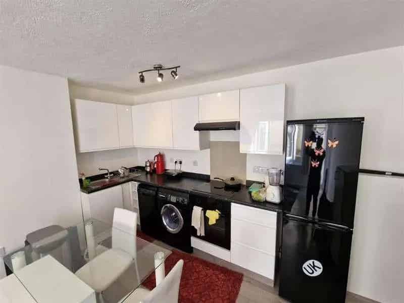 1 Bed Flat for Sale Near Brighton Station