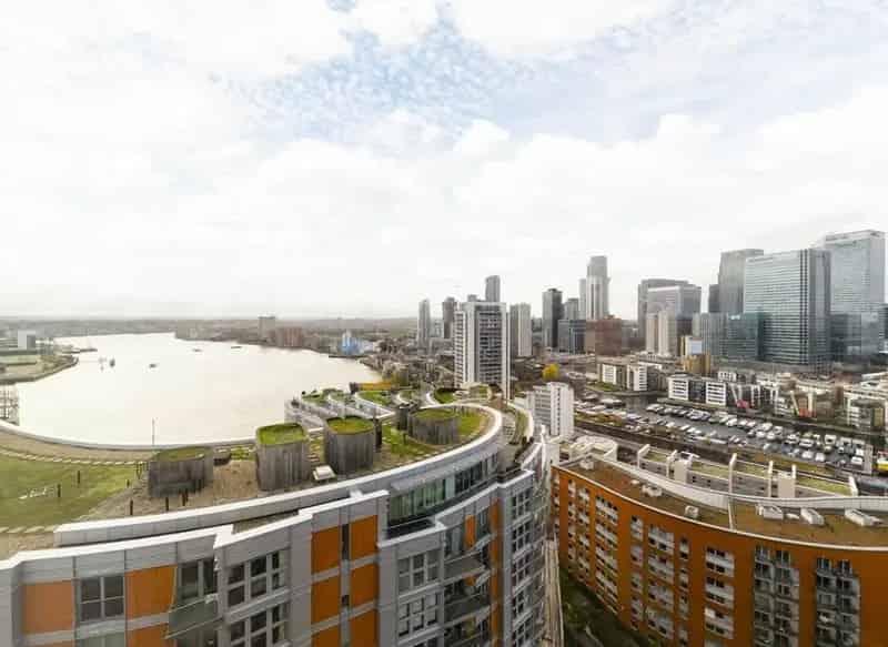 21st Floor West Facing Studio Dockside Development
