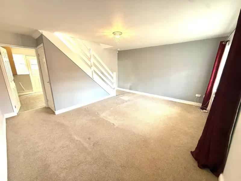 3 bedroom House
 To Let