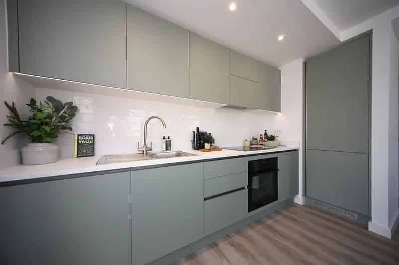 Luxury 2-Bed 2-Bath Flat in Luton with Gym and Rooftop Garden