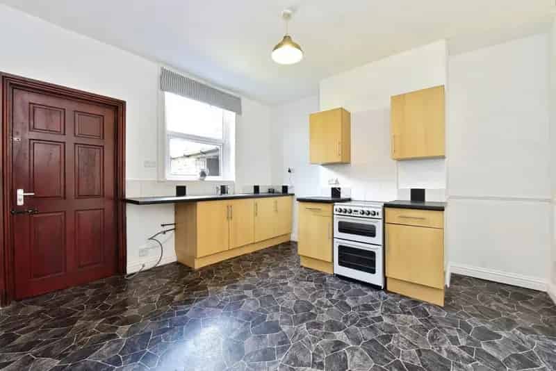 2 Bedroom Terrace House for Sale Clifton South Yorkshire