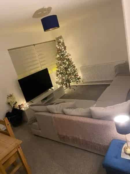 Spacious 2 Bed Flat - Multi Swap Opportunity