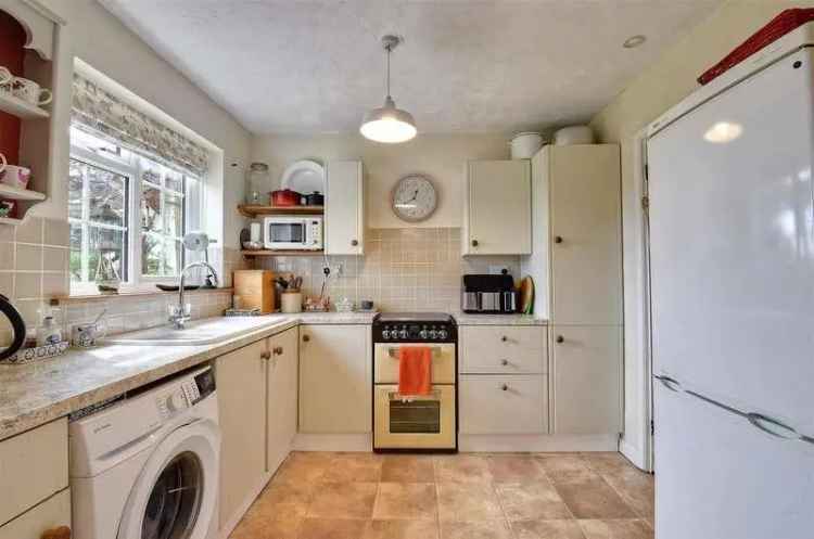 3 Bed Semi-Detached House for Sale in Wittersham