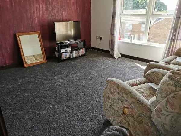 Flat For Rent in Doncaster, England