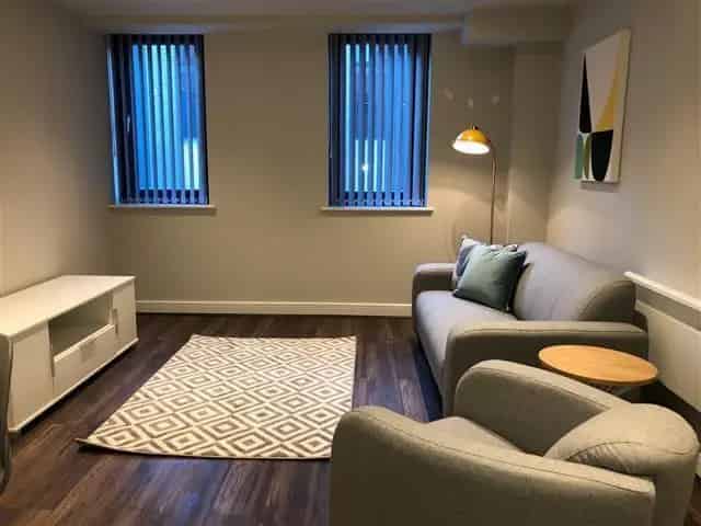 Stunning Jewellery Quarter Apartment - 1 Bed - Fully Furnished - Gym
