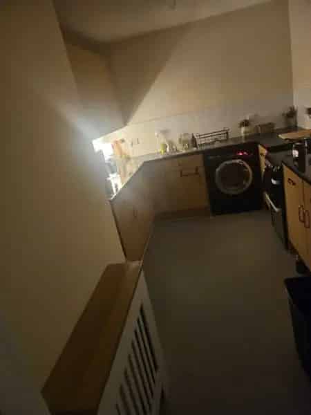 2 Bedroom Flat with Lift and Balcony