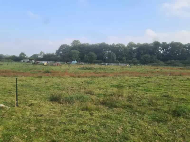 Agricultural Land Plot for Sale in Landford Wiltshire