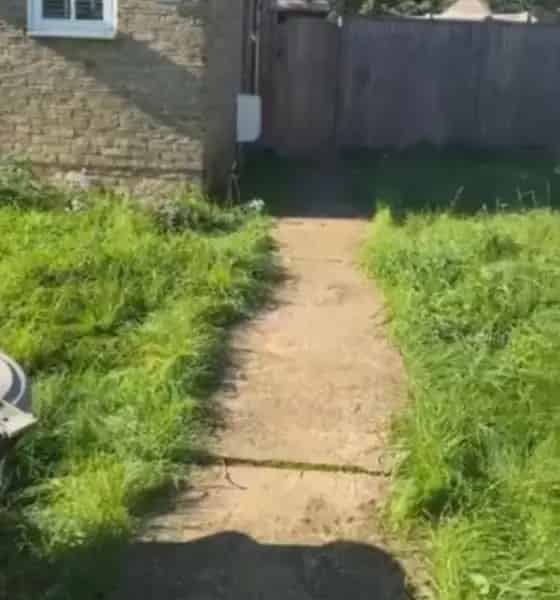 3 Bedroom End Terrace House Huge Garden Potential Driveway