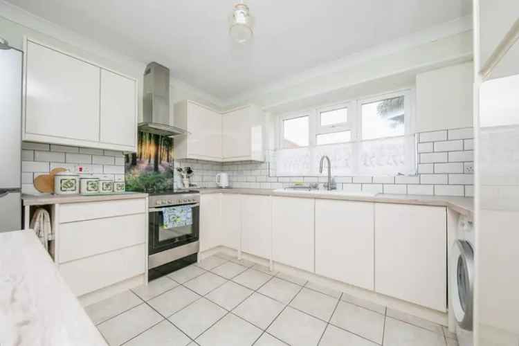 3 Bed Semi-Detached House Harwich