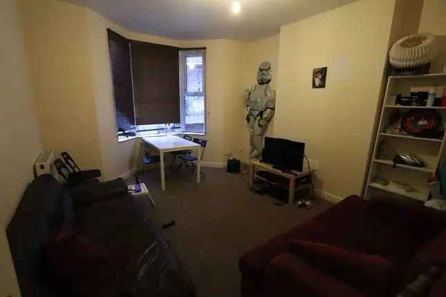 Terraced house to rent in Horfield Road, Bristol BS2