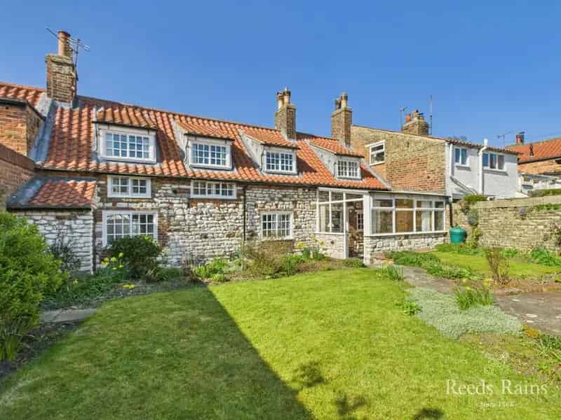 3 Bedroom Grade II Listed Cottage for Sale Sewerby
